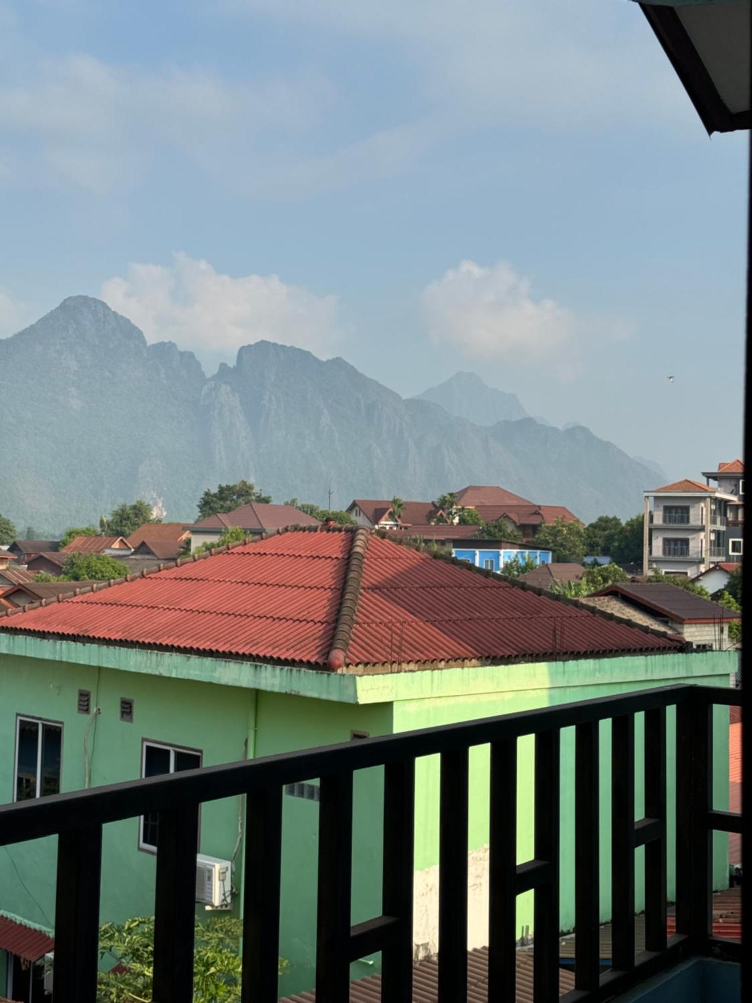 Vang Vieng Green Hotel ภายนอก รูปภาพ