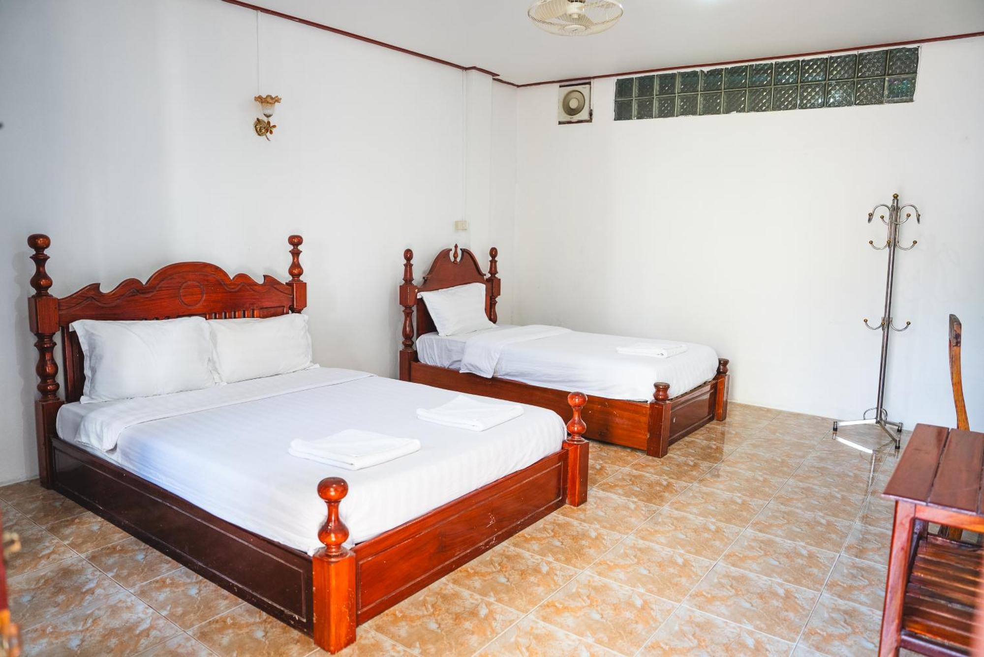 Vang Vieng Green Hotel ภายนอก รูปภาพ